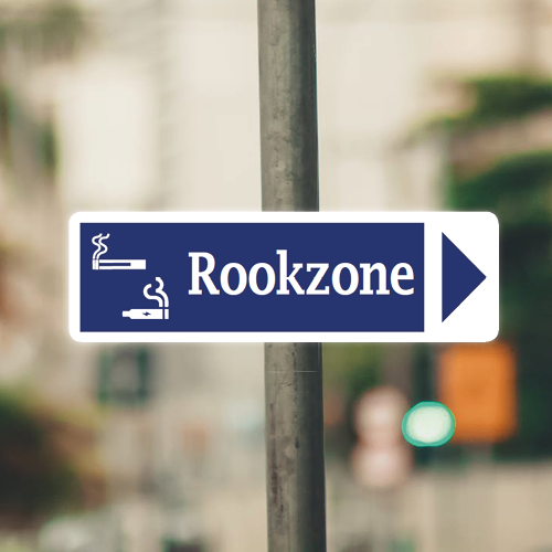 Verkeersbord richtingaanwijzer rechts